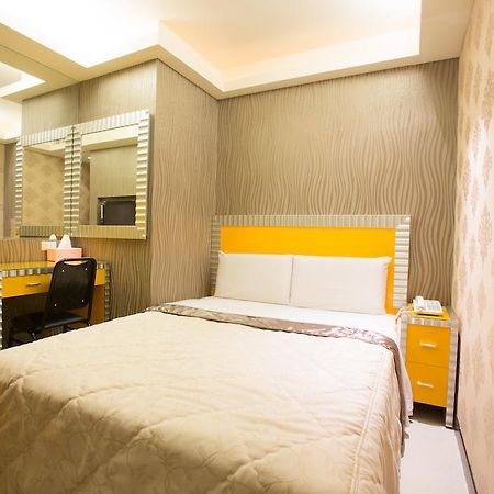 Happy Hotel Taipei Exterior photo