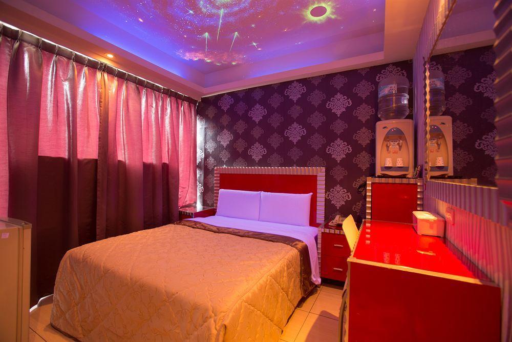 Happy Hotel Taipei Exterior photo